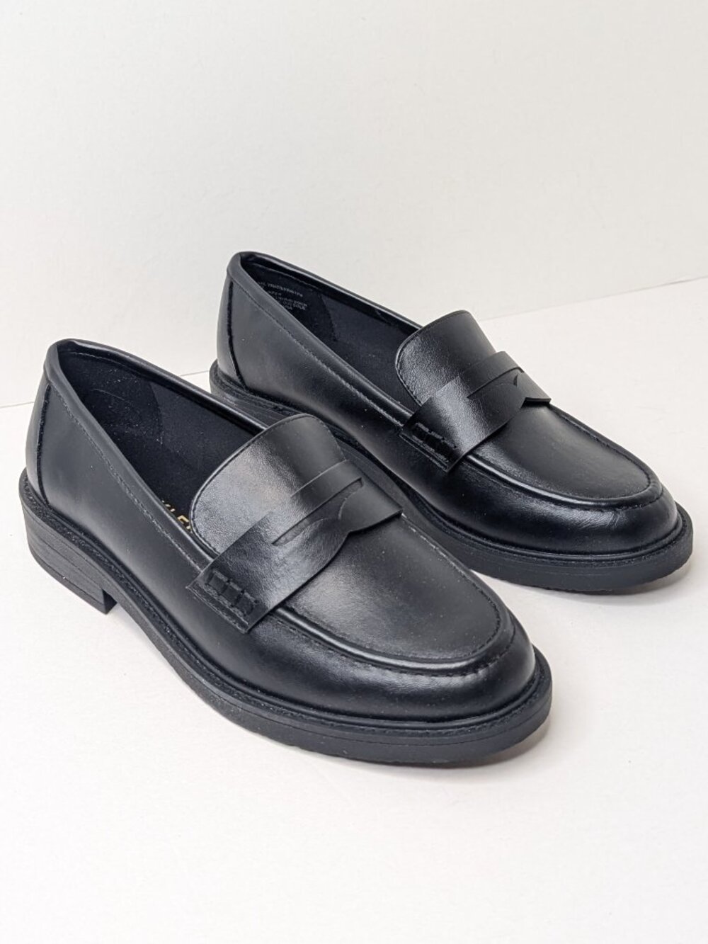 Anne Klein Lyrical Penny Loafers Black Womens 8